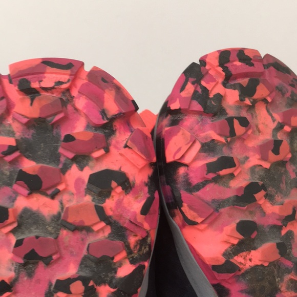 Adidas shoes - Picture 7 of 8